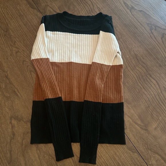 Striped Ribbed Sweater - Picture 2 of 4